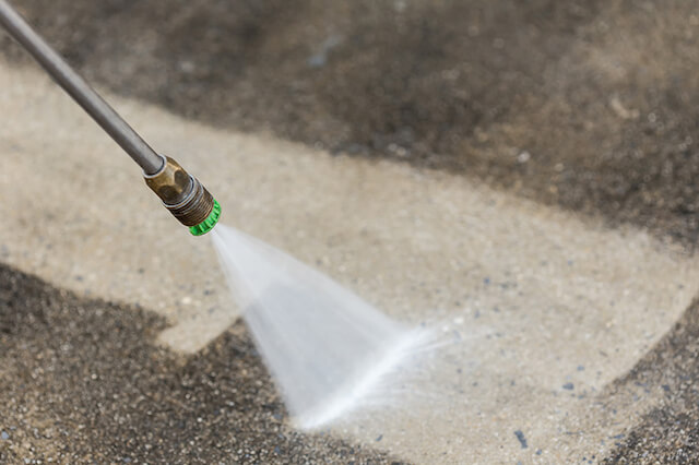 parking lot pressure washing in johns creek