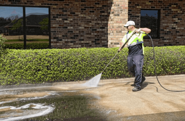 commercial concrete cleaning in johns creek